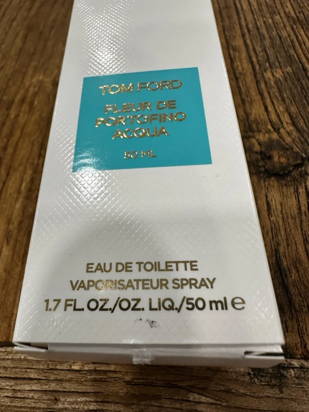 Tom Ford Fleur de Portofino Acqua — White & Aqua Gift Box - Picture 2 of 5